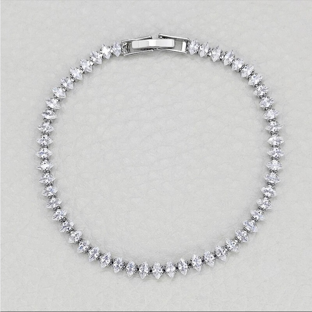 NEW 18cm Marquise  Cut Luxury Diamond Bracelet - Picture 3 of 6